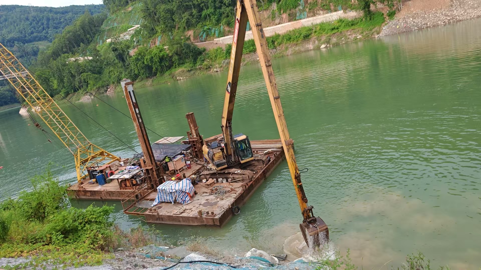 長治水下管道安裝的智能時代